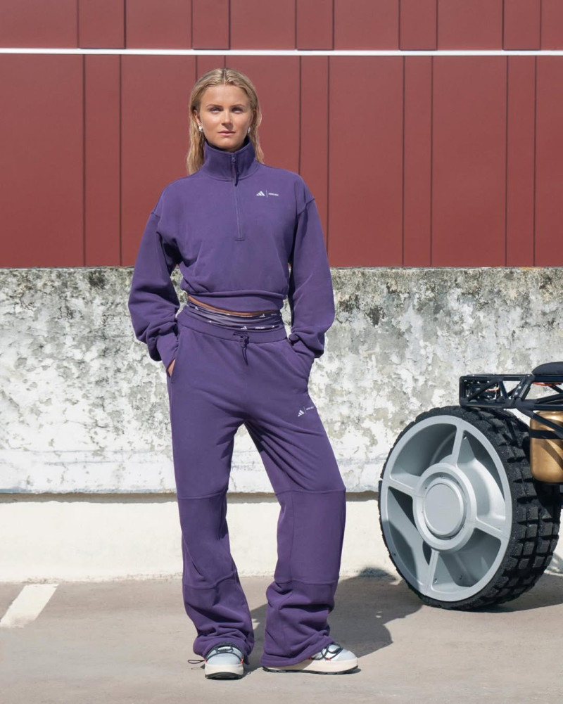 ADIDAS X MOON BOOTS image-11