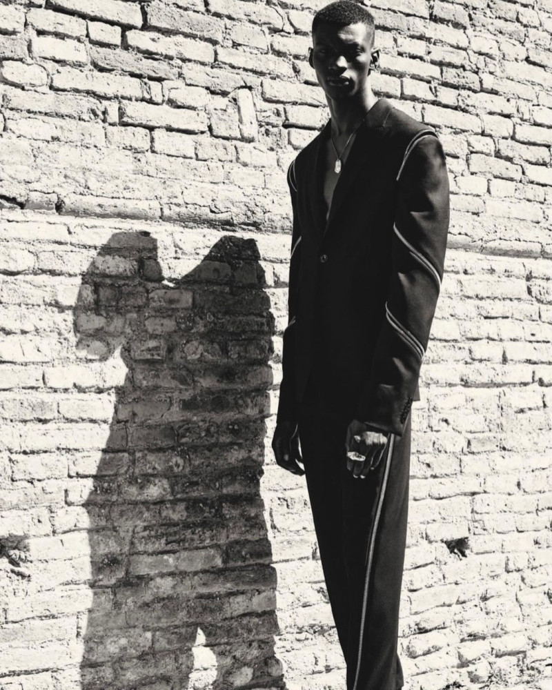 Alexander McQueen Menswear SS22 image-1