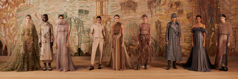 Dior Haute Couture AW21-22 image-0