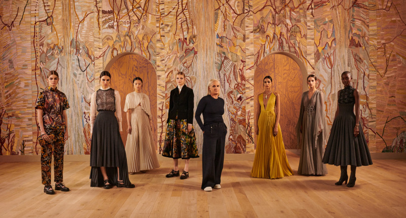 Dior Haute Couture AW21-22 image-1
