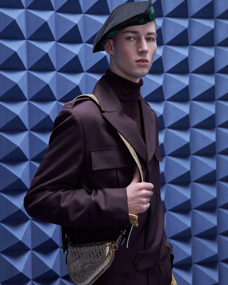 Dior W21 image-8