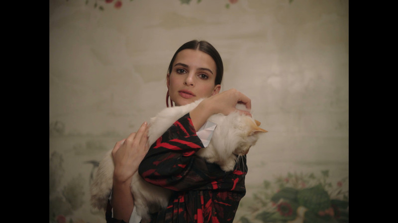 Vogue US × Emily Ratajkowski image-0