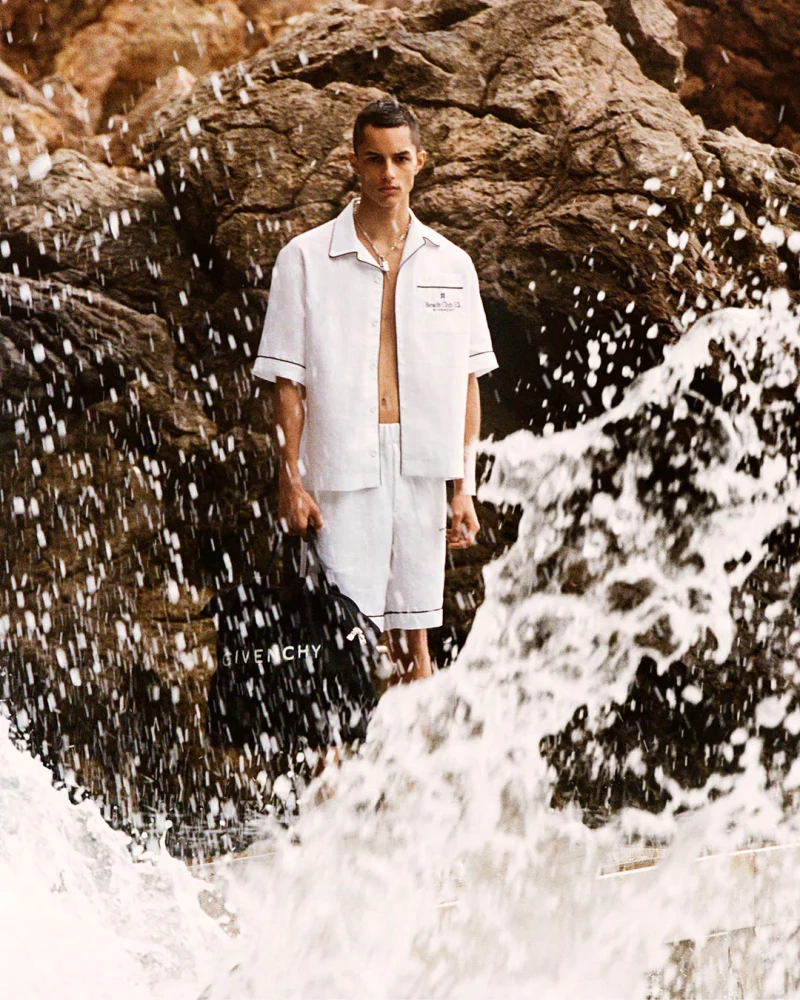 Givenchy Plage image-4