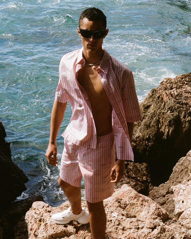 Givenchy Plage image-1