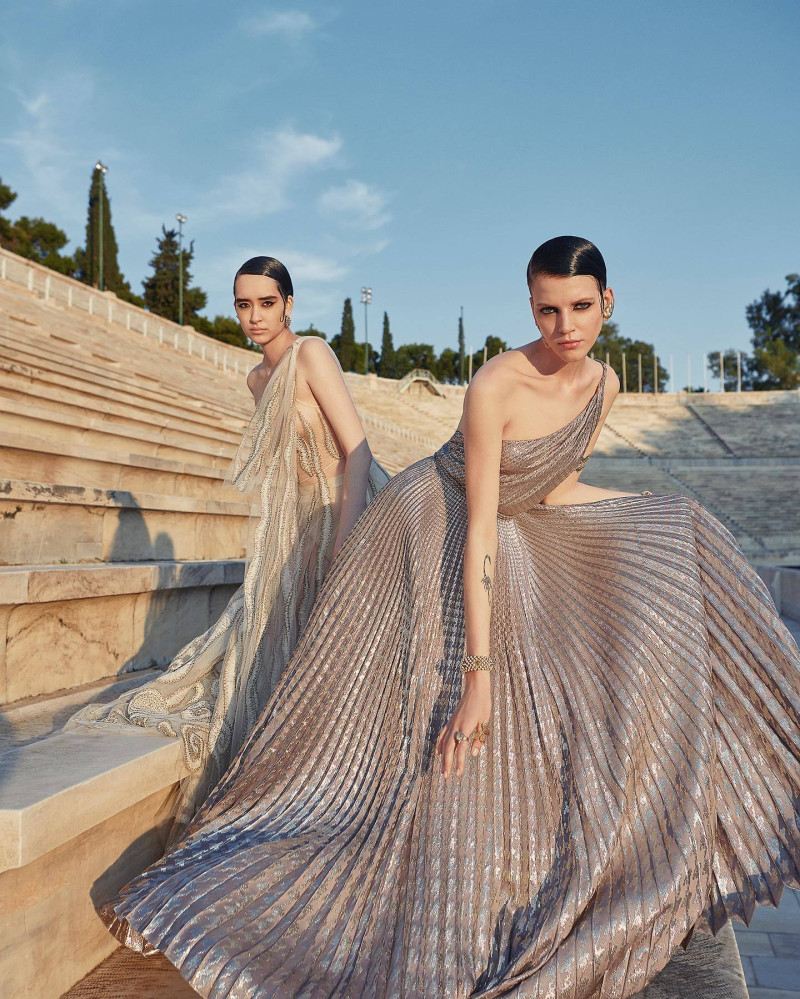 Haper's Bazaar China x Dior Cruise 22 image-1