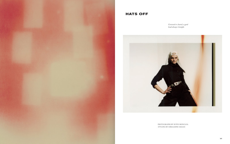 Holiday SS19 image-0