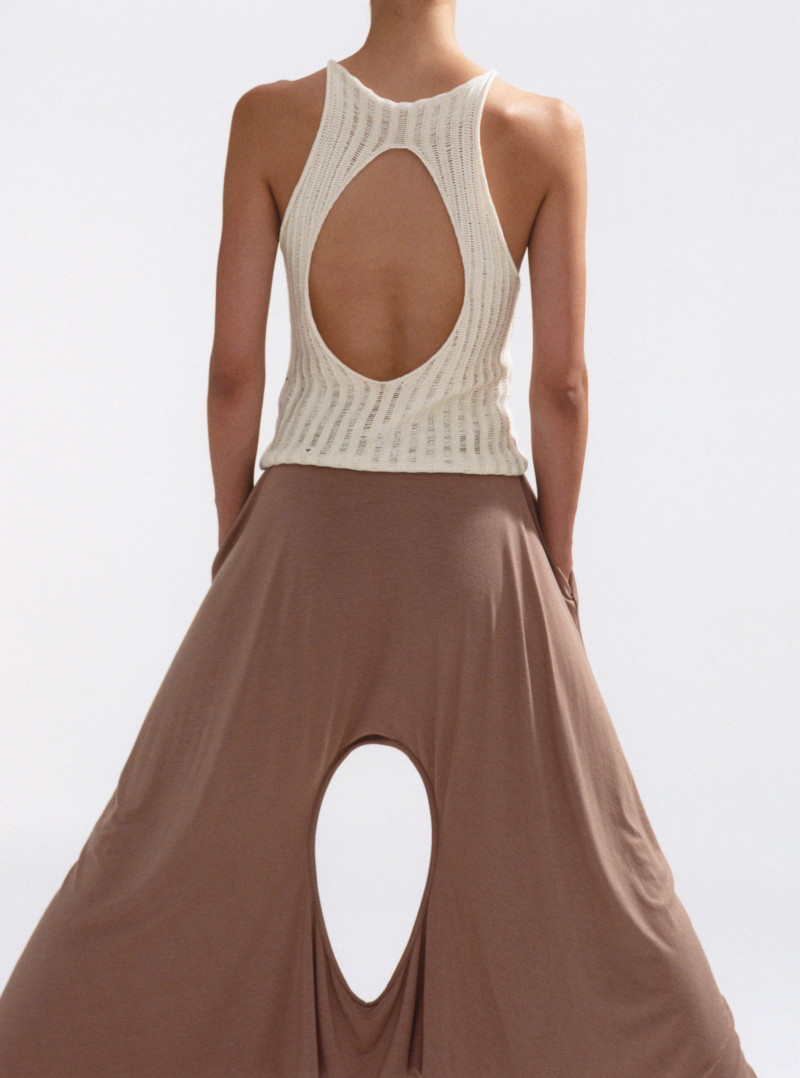 Hot Hot Hot Issue 6 image-3
