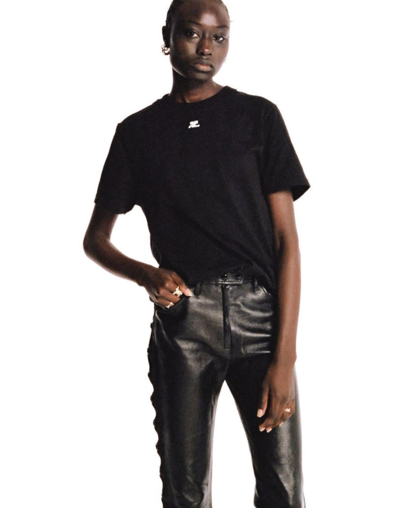 i-D France Oct 21 image-0