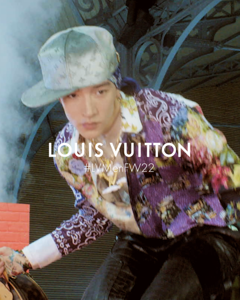 Louis Vuitton Men FW22 Show image-2
