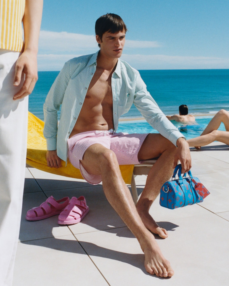 Louis Vuitton Pre-Fall 25 image-1