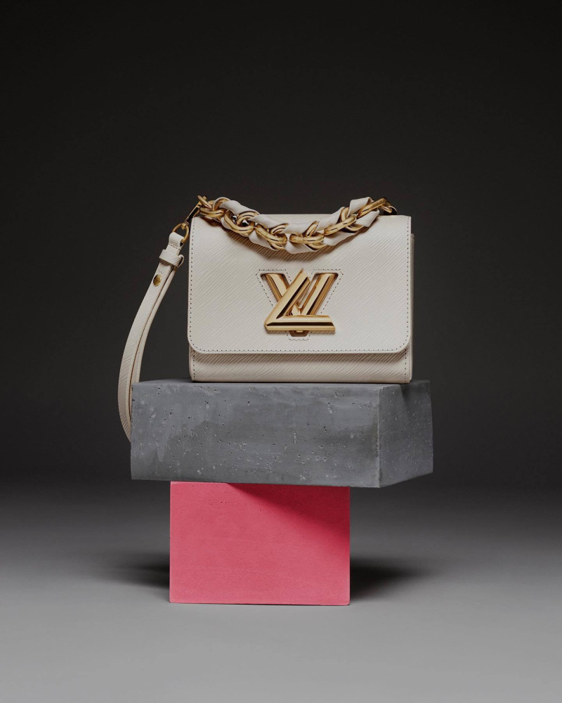 Louis Vuitton Twist 22 image-2