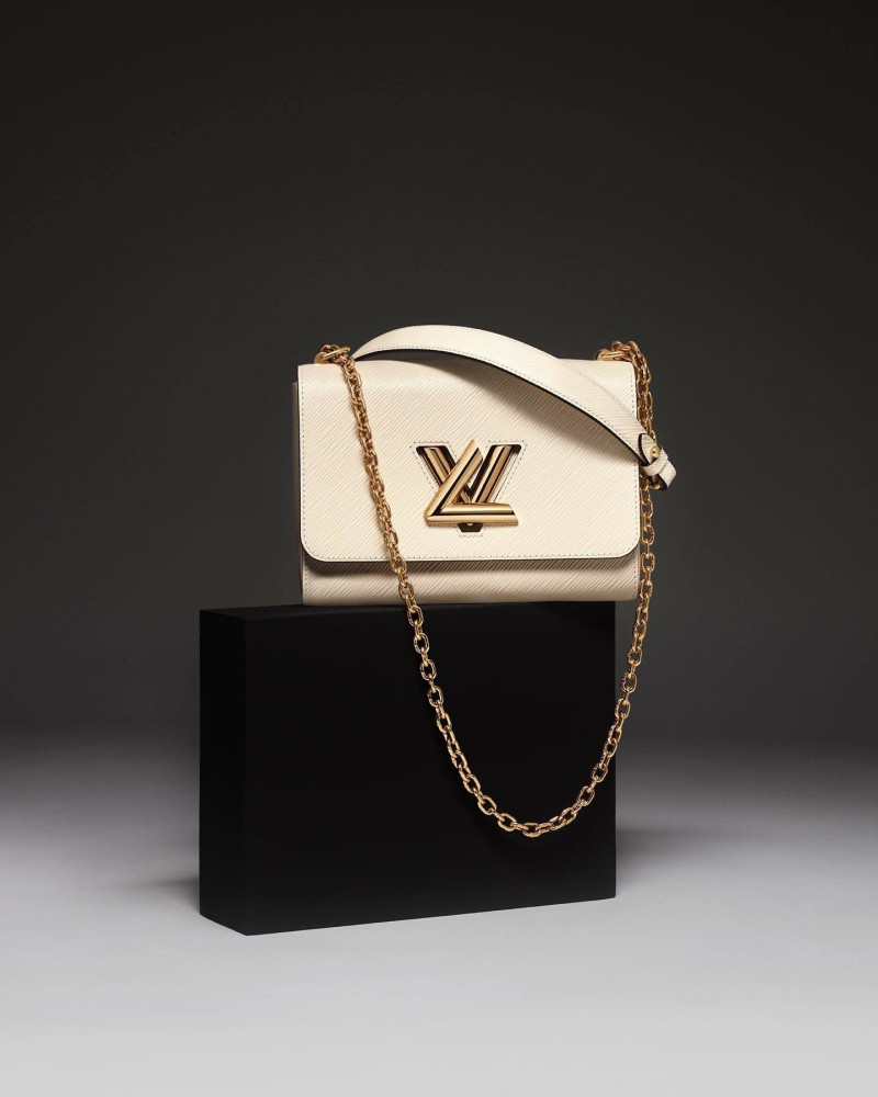 Louis Vuitton Twist 22 image-3