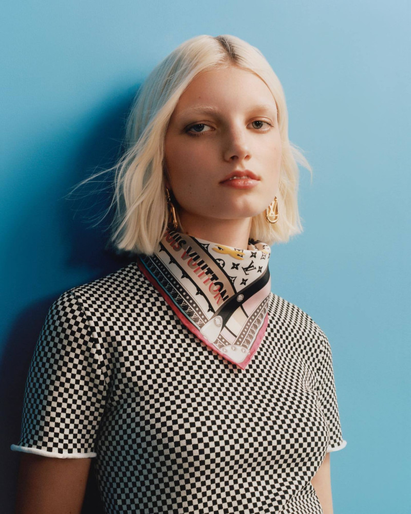 Louis Vuitton, Le Carré de Soie, 22 image-5
