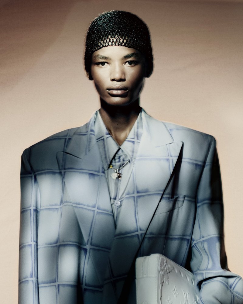 LV Fashion Story image-0