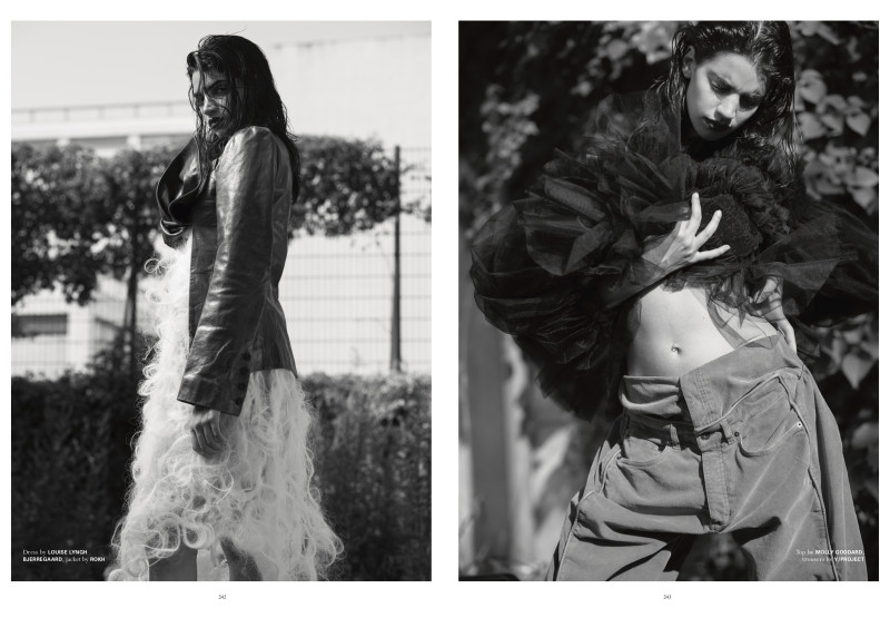 Office Issue 11 image-4