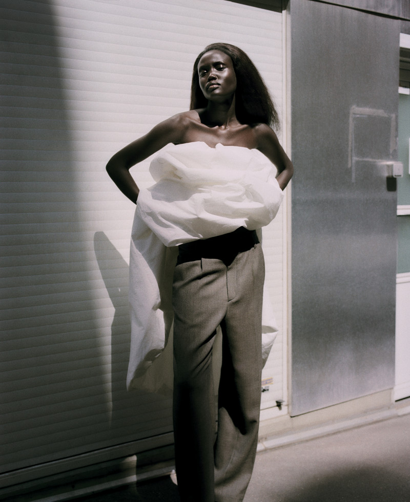 PRESENT SPACE image-4