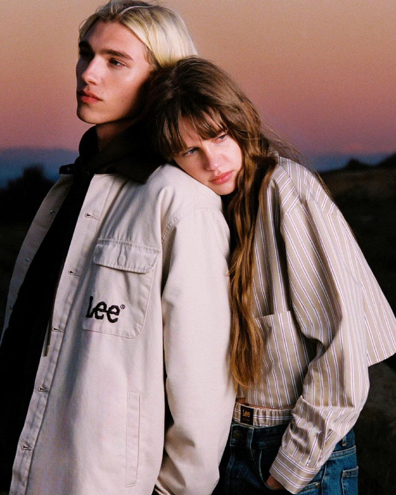 Pull & Bear x Lee image-1
