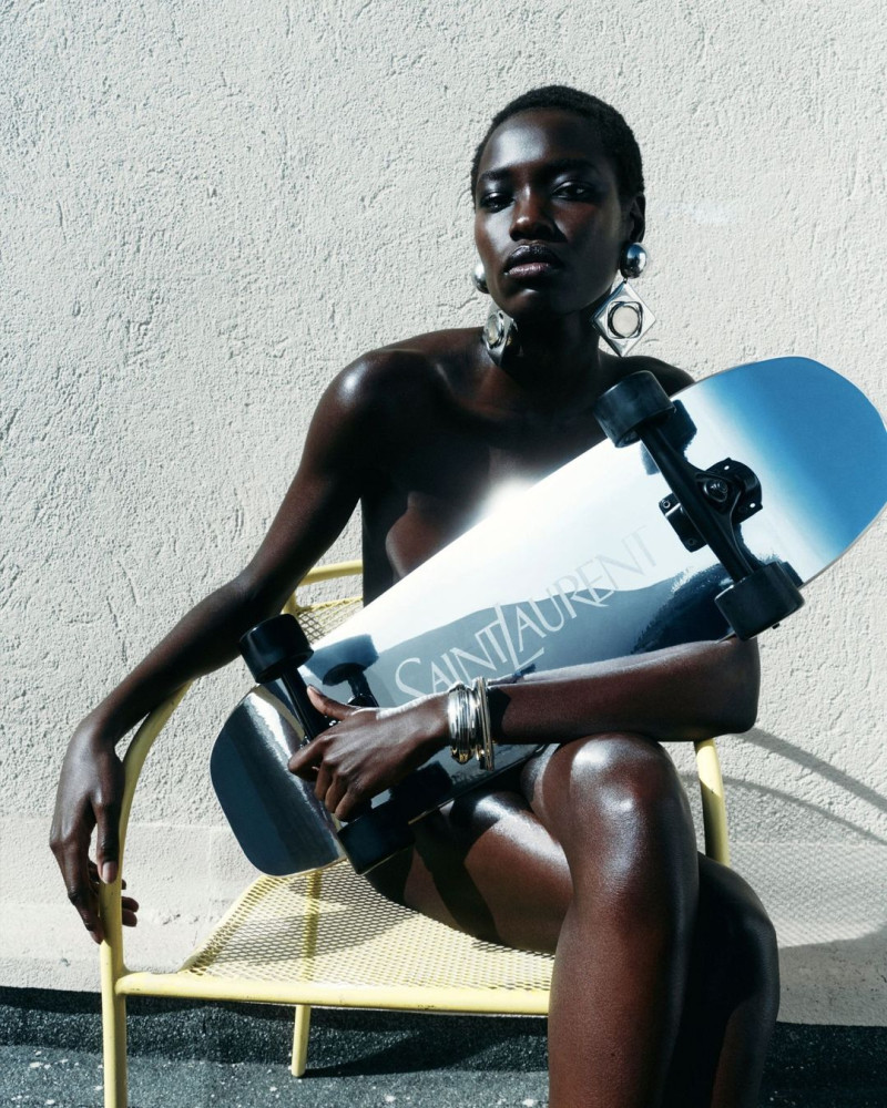 Saint Laurent image-9