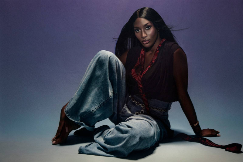 Vogue France Nov21 image-1
