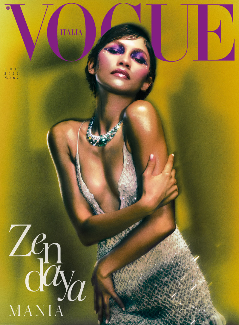 VOGUE ITALIA JULY 22 image-1