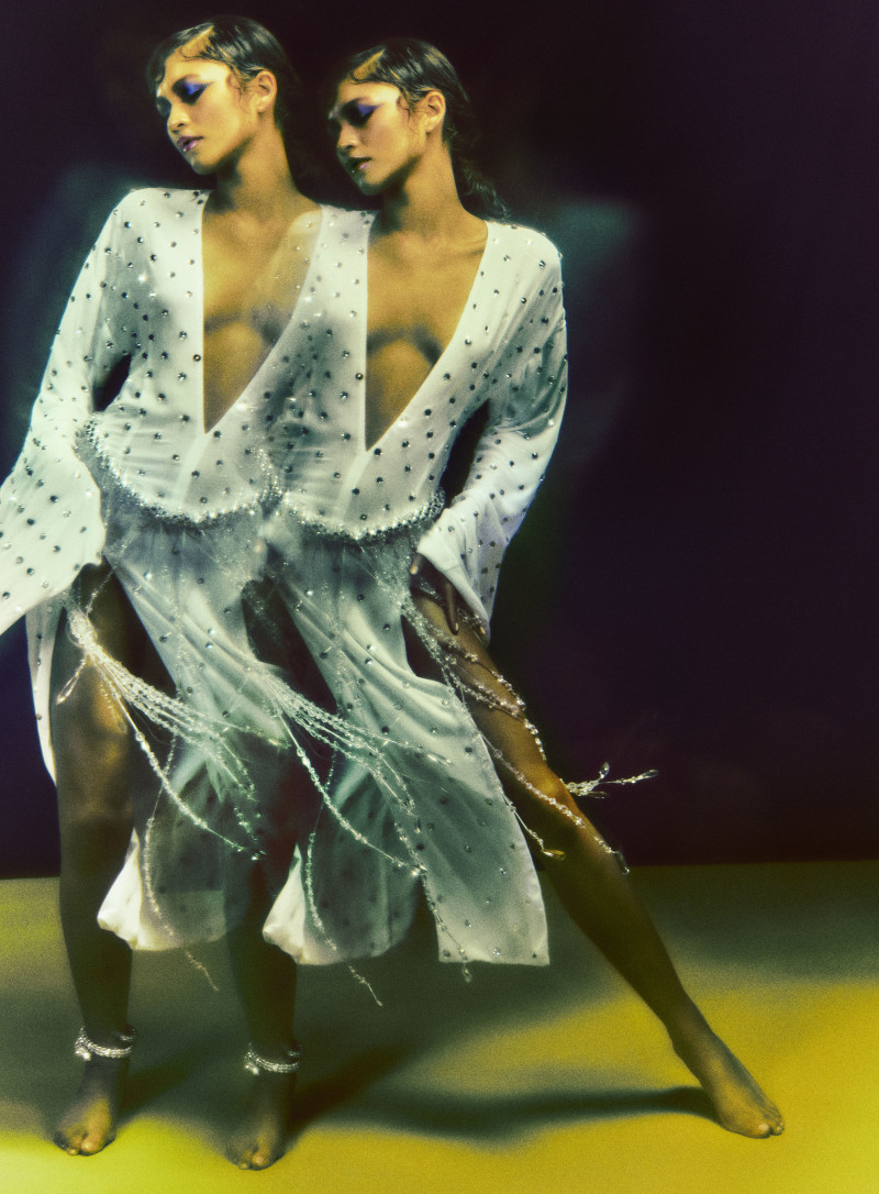 VOGUE ITALIA JULY 22 image-2