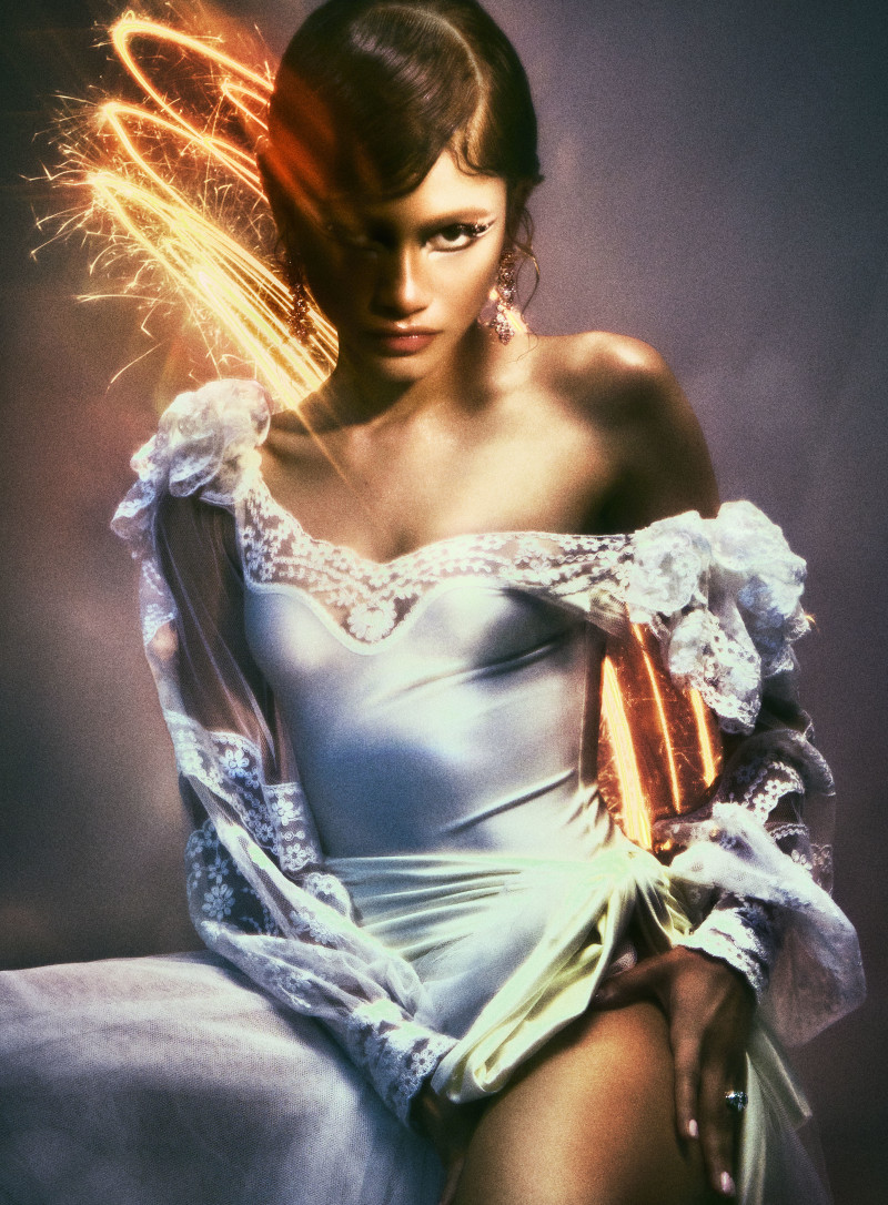 VOGUE ITALIA JULY 22 image-0