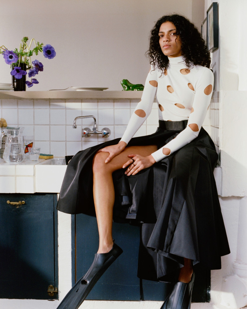 Vogue Nederland, April 21 image-8